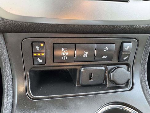 Used 2015 GMC Acadia SLE AWD/4WD image 36