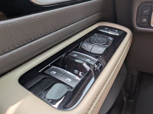 Used 2022 Lincoln Aviator Grand Touring w/ Equipment Group 301A AWD/4WD image 30