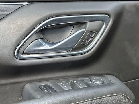 Used 2023 GMC Yukon SLT AWD/4WD image 89