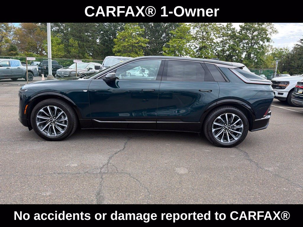 Used 2024 Cadillac Lyriq Sport w/ Nappa Leather Package AWD/4WD image 3