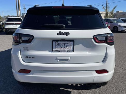 Used 2022 Jeep Compass High Altitude image 3