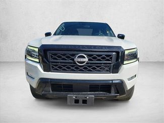 Used 2023 Nissan Frontier SV w/ Midnight Edition Package video 2