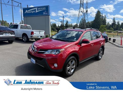 Used 2015 Toyota RAV4 XLE AWD/4WD image 1