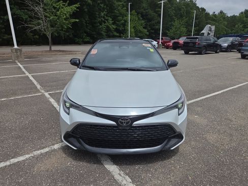 Used 2025 Toyota Corolla SE FWD image 8