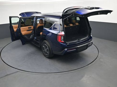 Used 2025 Nissan Armada SL AWD/4WD image 55