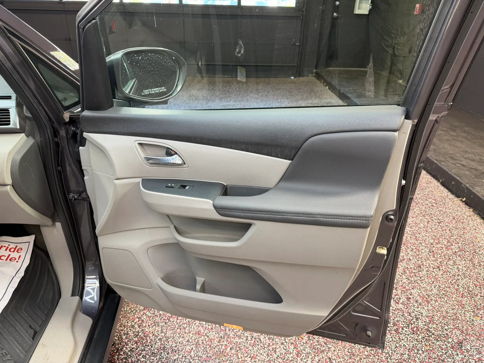 Used 2015 Honda Odyssey EX-L image 36