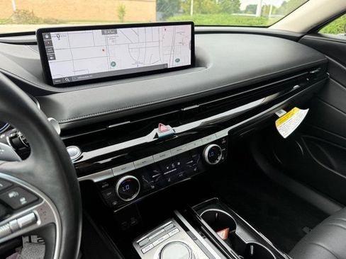 Used 2023 Genesis G80 2.5T AWD/4WD image 25