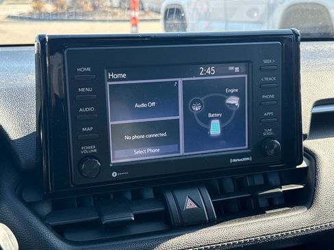 Used 2021 Toyota RAV4 LE image 21