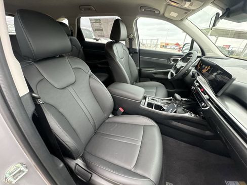 New 2026 Kia Sorento S image 24