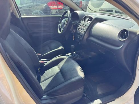 Used 2017 Nissan Versa S Plus FWD image 25