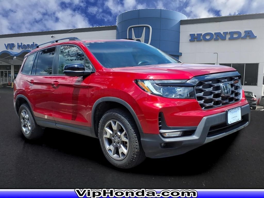 Used 2023 Honda Passport TrailSport image 1