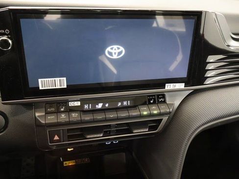 New 2026 Toyota Camry Hybrid image 19