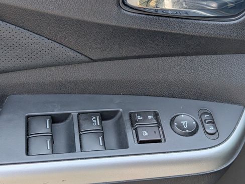 Used 2015 Honda CR-V Touring image 20