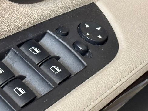 Used 2011 BMW 328i Convertible RWD image 10