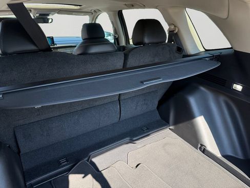 Used 2025 Honda CR-V EX-L image 29
