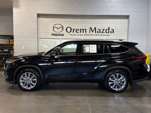 Used 2020 Toyota Highlander Limited image 31