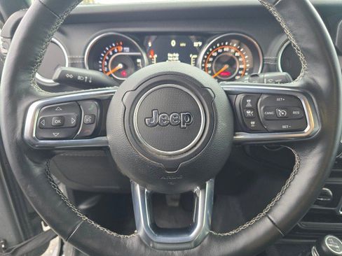 Certified 2020 Jeep Wrangler Unlimited Sahara AWD/4WD image 28