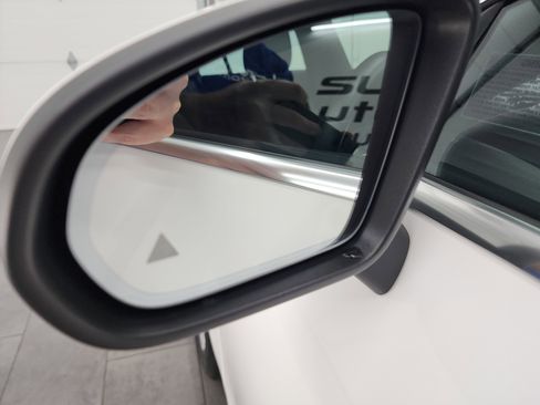 Used 2025 Mercedes-Benz CLA 250 4MATIC image 34