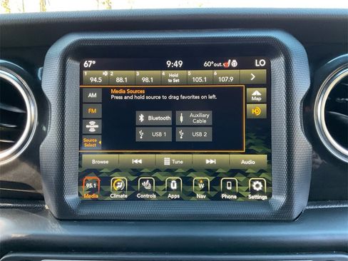 Used 2021 Jeep Wrangler Unlimited Sahara image 20