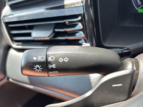 Used 2025 Toyota Camry XSE FWD image 19