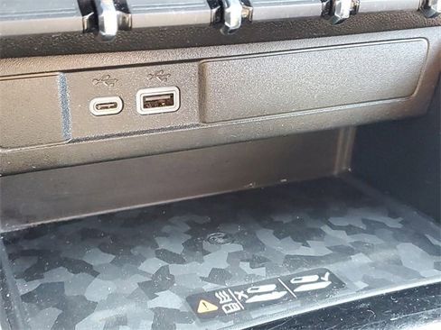 Certified 2023 GMC Canyon AT4 w/ AT4 Premium Package image 29