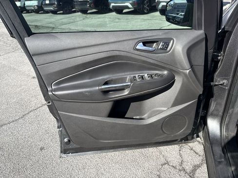 Used 2019 Ford Escape Titanium w/ U0J03 - Titanium Tow Package image 22