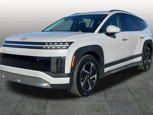 Certified 2026 Hyundai Ioniq 9 SE image 1