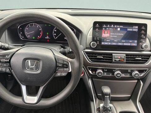 Used 2020 Honda Accord EX image 17