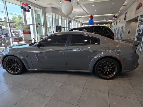 Used 2023 Dodge Charger SRT Hellcat w/ Harman/Kardon Audio Group RWD image 4