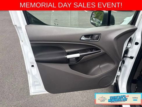 Used 2022 Ford Transit Connect XLT FWD image 20