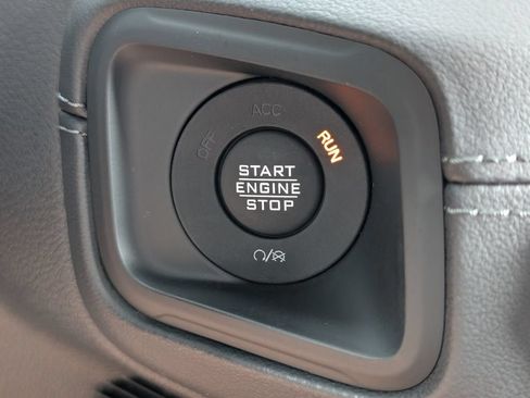 Used 2024 Jeep Wrangler Unlimited Rubicon w/ Convenience Group AWD/4WD image 24