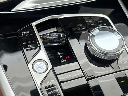New 2027 BMW X7 xDrive40i AWD/4WD image 15