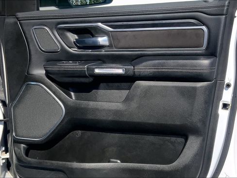 Used 2023 RAM 1500 Laramie AWD/4WD image 23