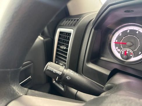 Used 2022 RAM 1500 Classic SLT w/ Protection Group AWD/4WD image 35