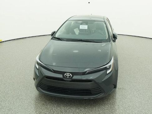 New 2026 Toyota Corolla LE image 2