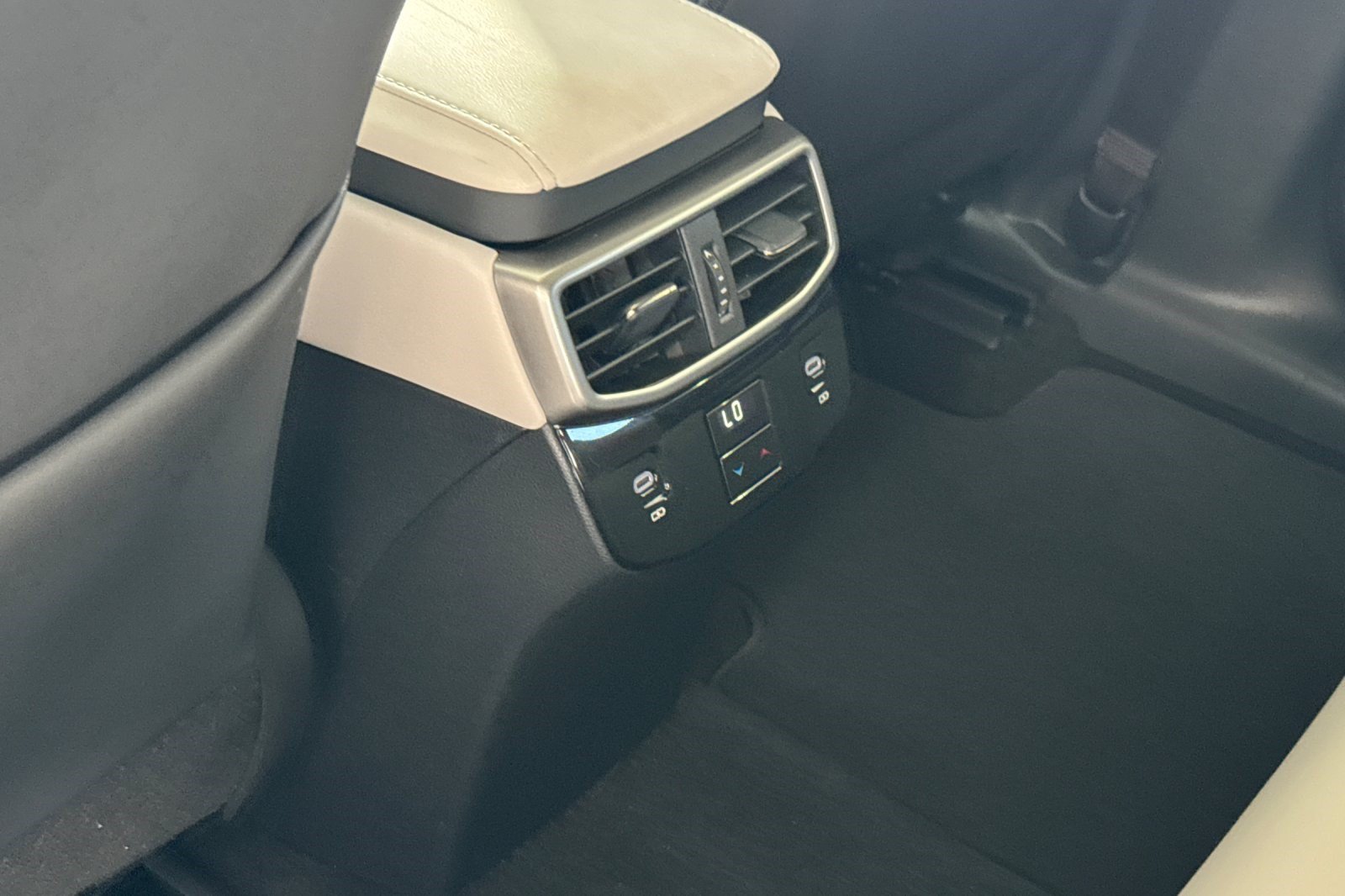 Used 2024 Lexus RX 350 Premium w/ Cold Area Package FWD image 16