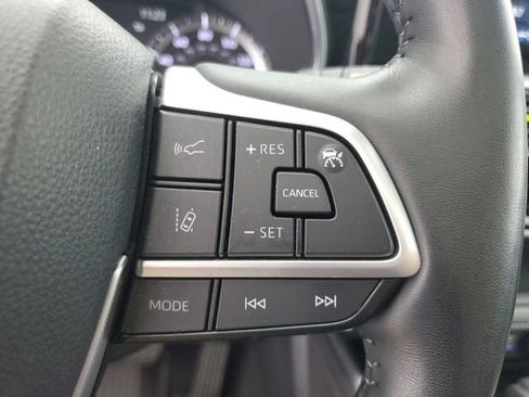Used 2022 Toyota Highlander Platinum AWD/4WD image 26
