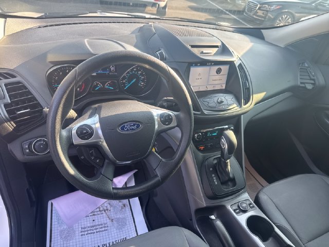 Used 2016 Ford Escape SE w/ Equipment Group 201A AWD/4WD image 14