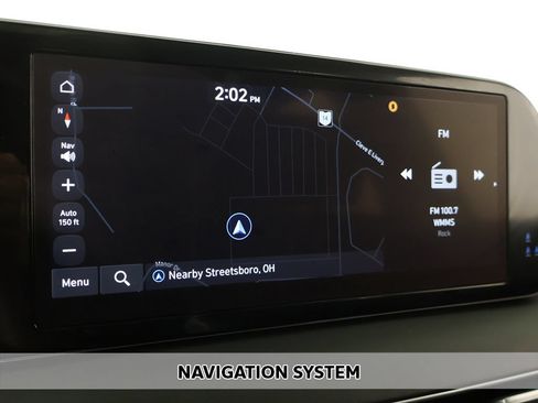 Used 2023 Hyundai Palisade SEL w/ Premium Package AWD/4WD image 3
