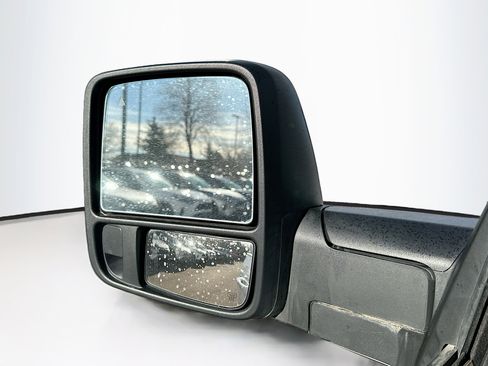 Used 2024 RAM 2500 Laramie image 16