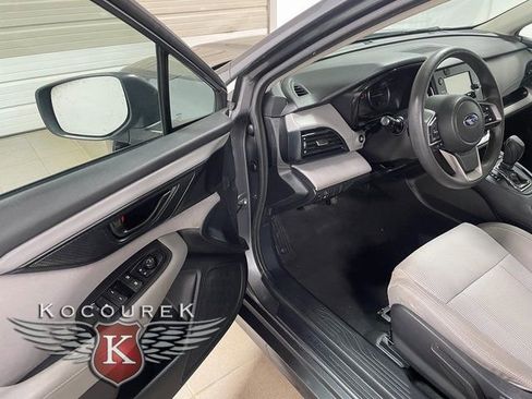 Used 2020 Subaru Legacy image 10