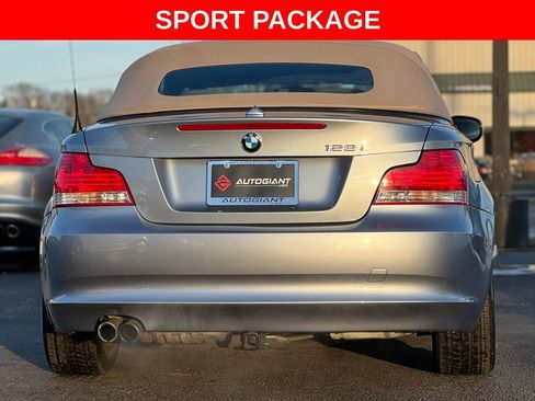 Used 2010 BMW 128i Convertible image 6