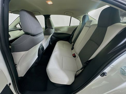 Used 2020 Toyota Corolla LE FWD image 26