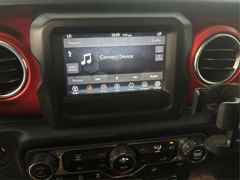 Used 2019 Jeep Wrangler Unlimited Rubicon w/ LED Lighting Group AWD/4WD image 43