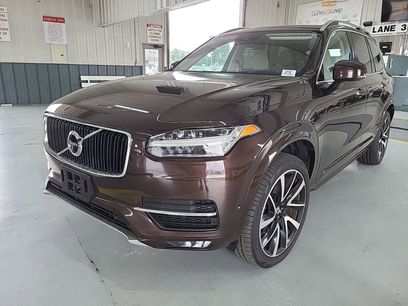 Used 2018 Volvo XC90 T6 Momentum w/ Convenience Package