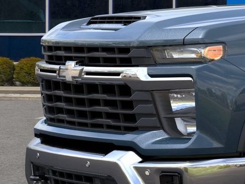 New 2026 Chevrolet Silverado 2500 LT w/ Safety Package AWD/4WD image 13