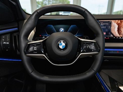 Used 2025 BMW X3 xDrive30i w/ Convenience Package AWD/4WD image 6