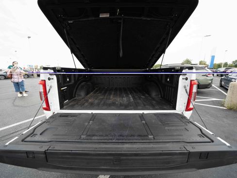 Used 2022 Ford F150 Platinum w/ Equipment Group 701A High AWD/4WD image 26