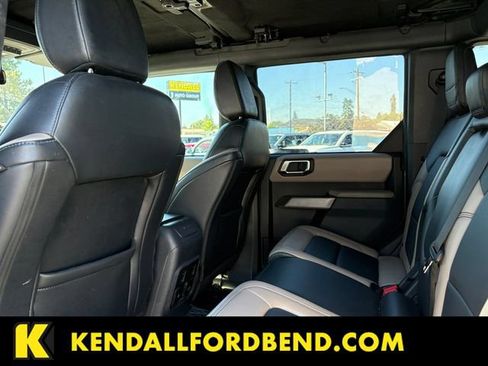 Used 2023 Ford Bronco Wildtrak AWD/4WD image 19