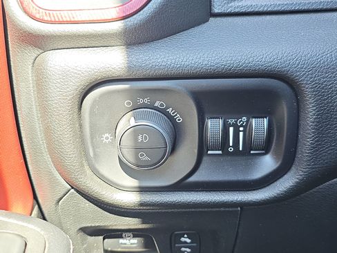 Used 2025 RAM 1500 Rebel w/ Rebel Level 1 Equipment Group AWD/4WD image 23